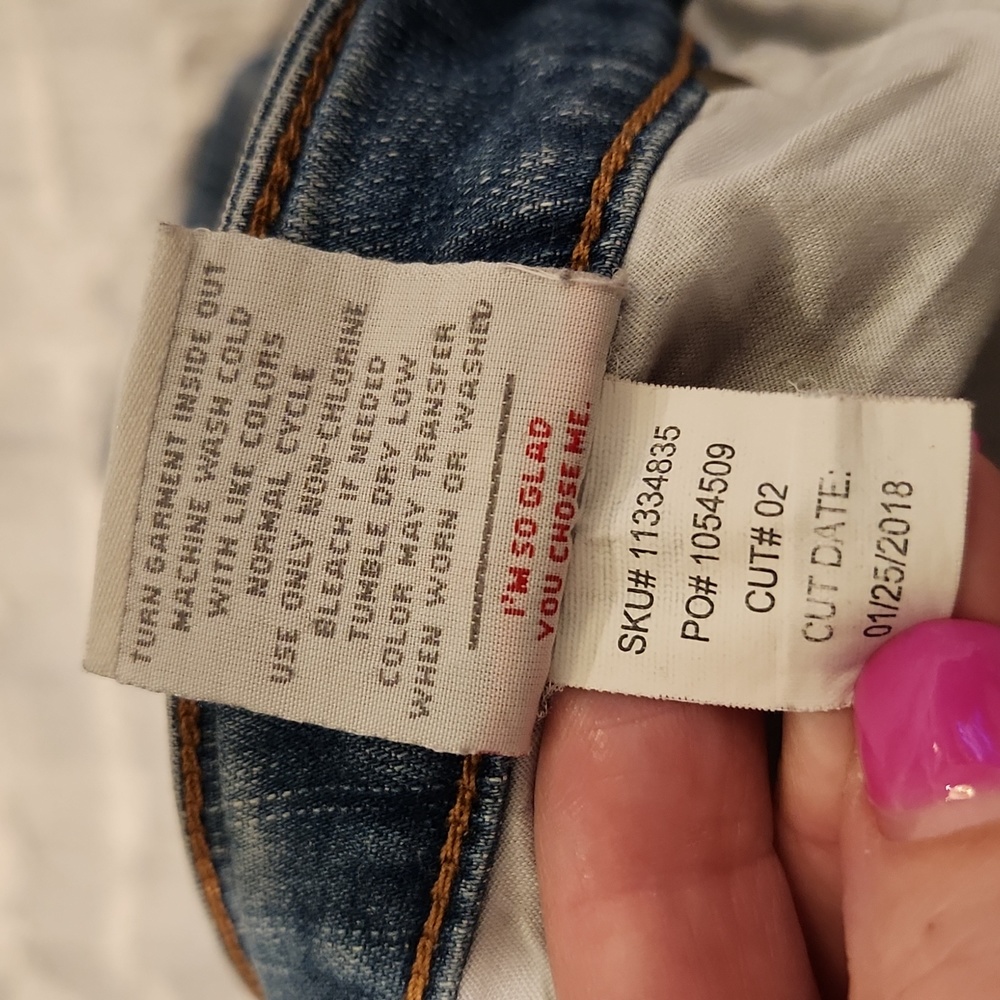 Medium wash, distressed Torrid jean shorts size 14! - Picture 4 of 11